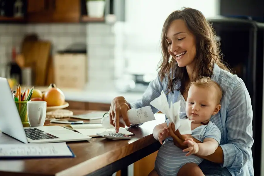 Mother Baby Home Finances Suffolk County New York in Suffolk, New York