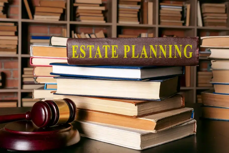 Estate Planning Lawyer Books Suffolk County New York in Suffolk, New York